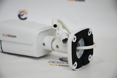 Камера IP KV-3028 B2
